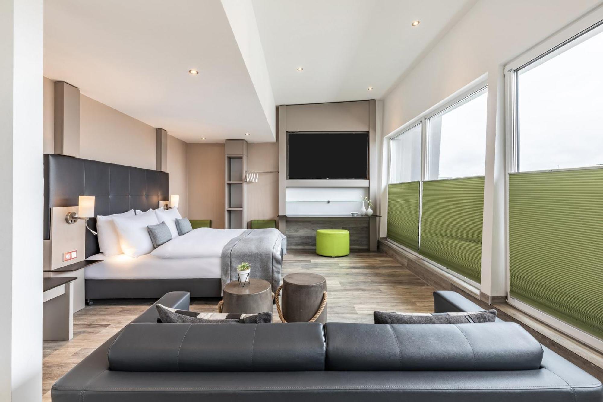 Garner Hotel Bremen City By Ihg Esterno foto